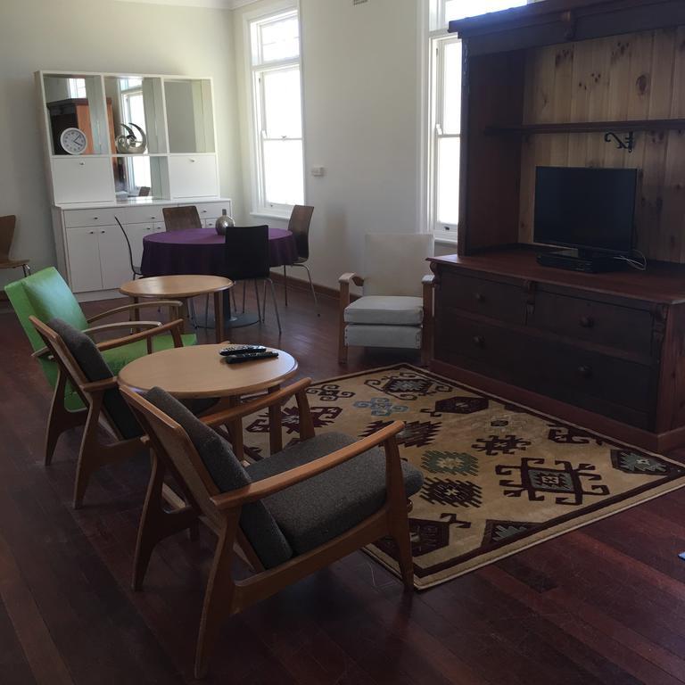 The Convent Glen Innes Extérieur photo