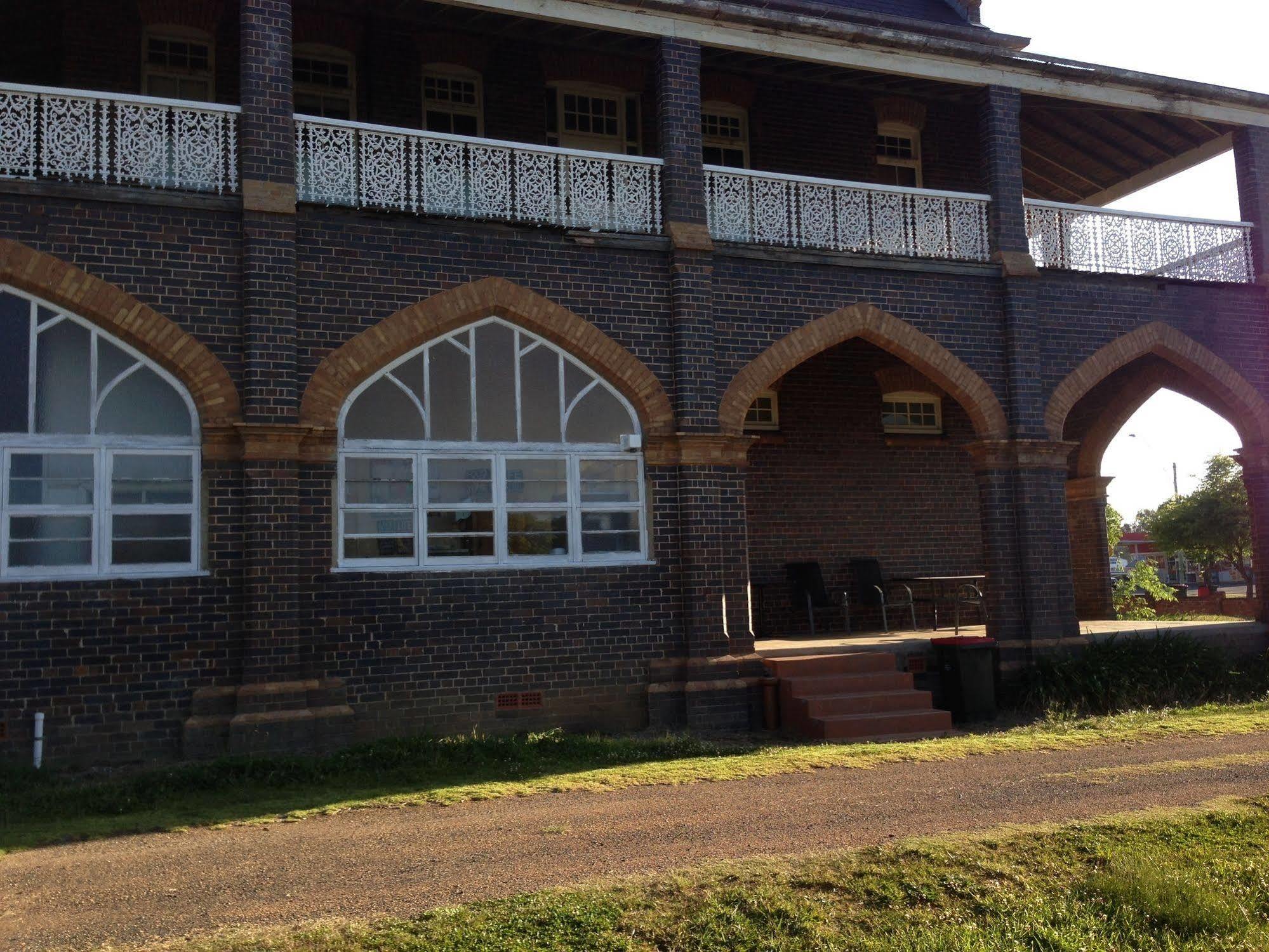 The Convent Glen Innes Extérieur photo